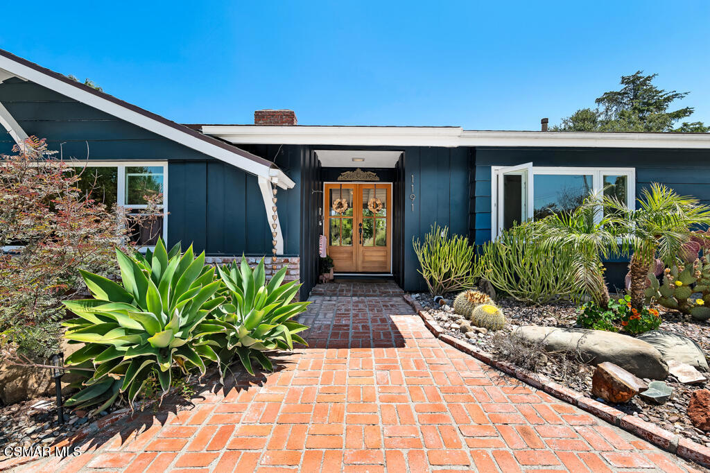 1191 Calle Arroyo