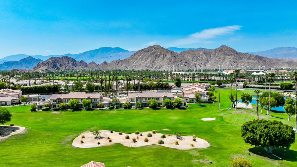 Palm Royale - Residential