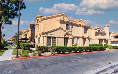 Photo of 18844 Vista Del Canon #G, Newhall, CA 91321 (MLS # SR26203311)