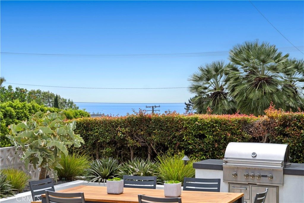 Photo of 246 Fairview Street, Laguna Beach, CA 92651 (MLS # NP26032309)