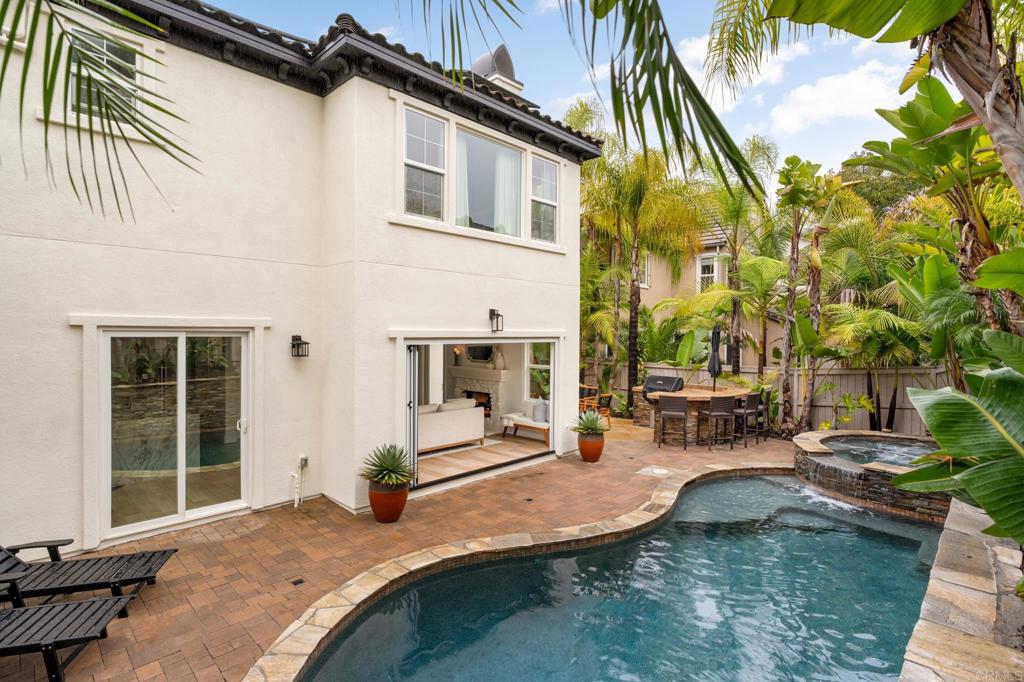 1813 Windriver Street