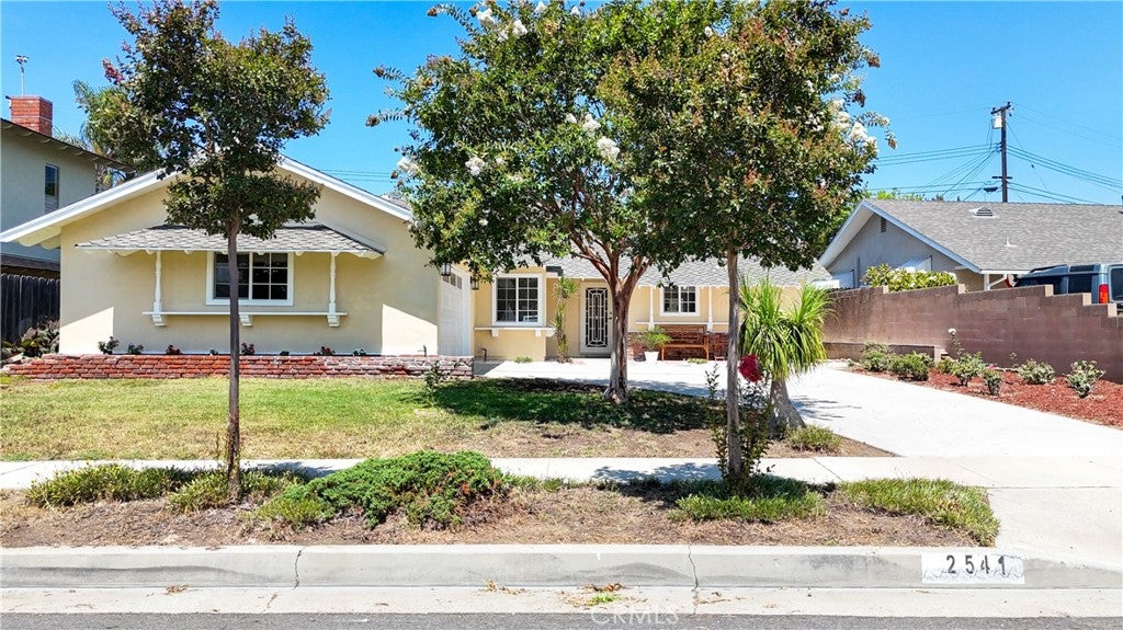 2541 Summershade