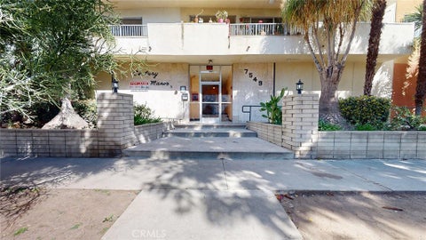 Photo of 7549 Lexington Avenue #7, West Hollywood, CA 90046 (MLS # SR26184906)