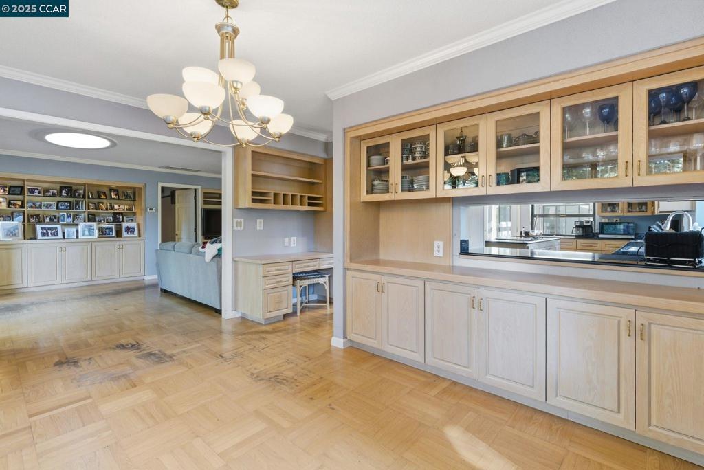 HAPPY VALLEY - Residential