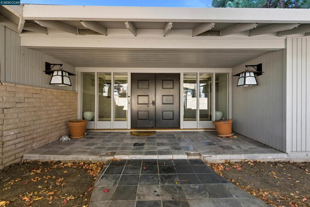 HAPPY VALLEY - Residential