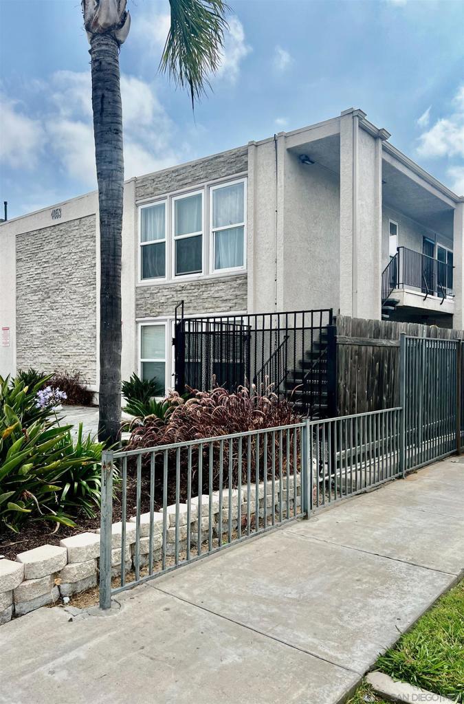 4053 Wilson Ave