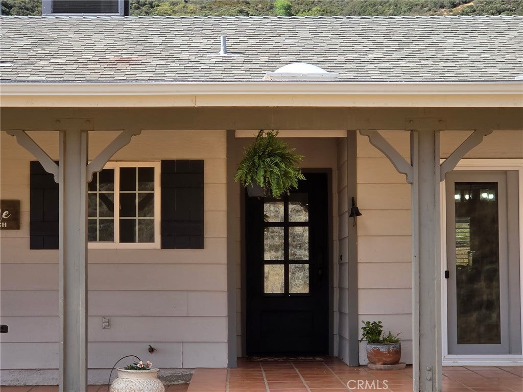 39030 Bouquet Canyon