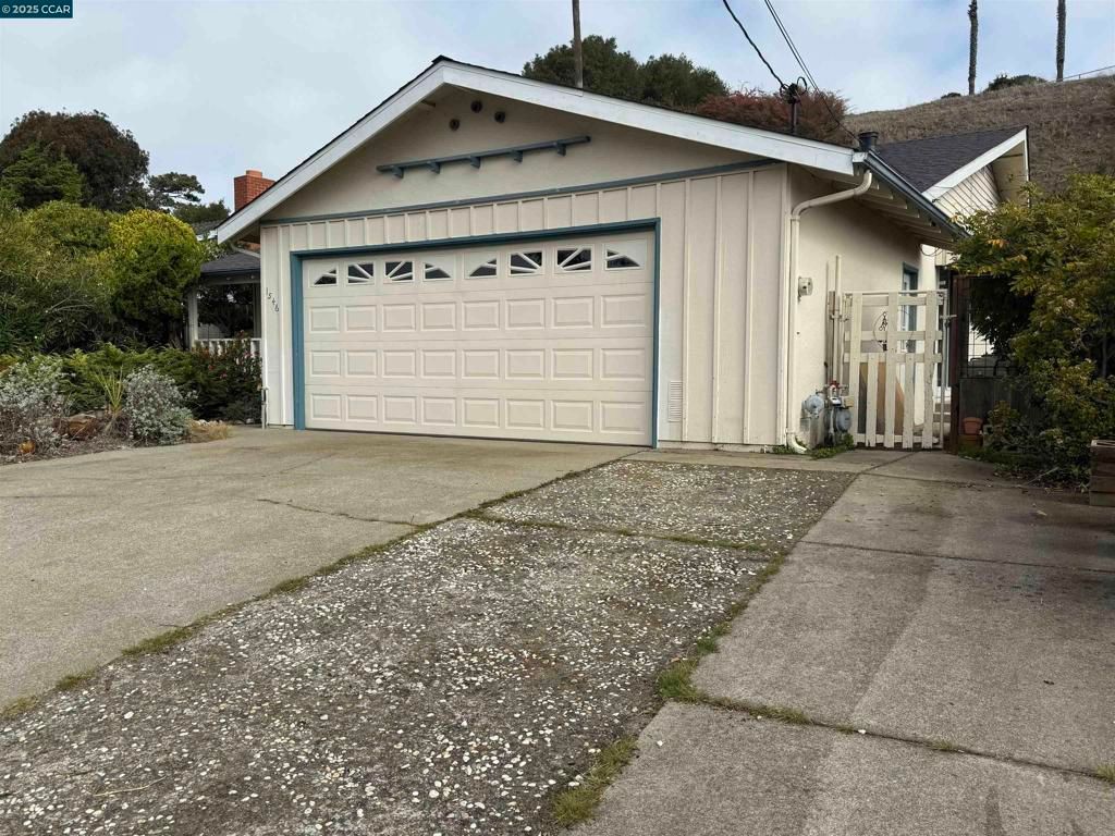 Photo of 1546 Mann Dr. Dr, Pinole, CA 94564 (MLS # 41116864)