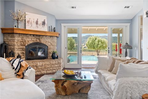 Tiny photo for 2325 Bella Tierra Pl, Paso Robles, CA 93446 (MLS # NS26080911)