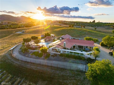 Tiny photo for 2325 Bella Tierra Pl, Paso Robles, CA 93446 (MLS # NS26080911)