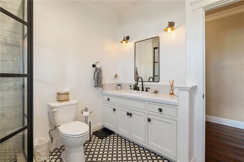 Tiny photo for 2325 Bella Tierra Pl, Paso Robles, CA 93446 (MLS # NS26080911)