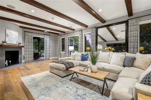 Photo of 3850 Prado De Las Uvas, Calabasas, CA 91302 (MLS # SR26035471)