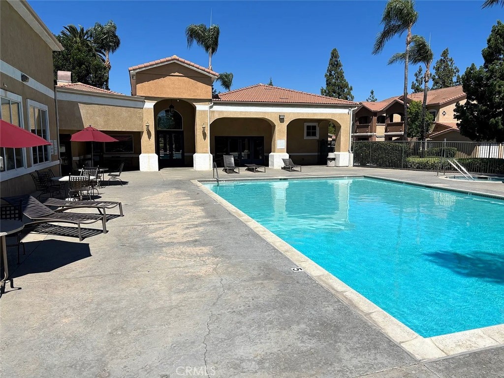 Easy accesses from large 2 car garage to the kitchen entry nice corner town home one story .three bedrooms and two large bath walk in closets. all amenities, pool, jacuzzi, gym steps a way . Gated community near all major stores. Call listing agent, Matthew (626)862-2414 for more details.