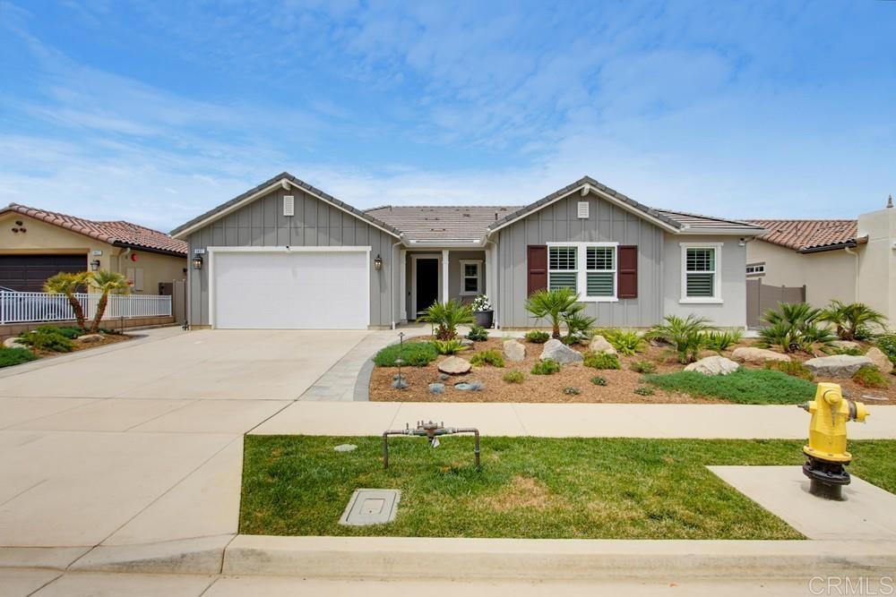 3437 Foxley Drive, Escondido CA 92027