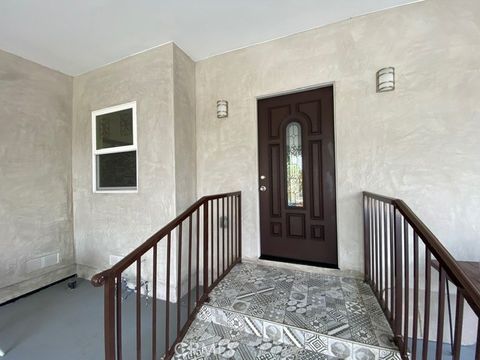 Photo of 6657 Enfield AVE, Reseda, CA 91335 (MLS # SR26112878)