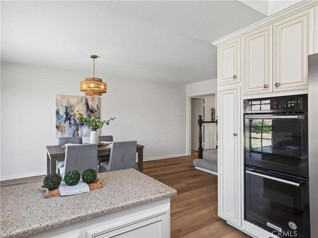 2237 W 231st