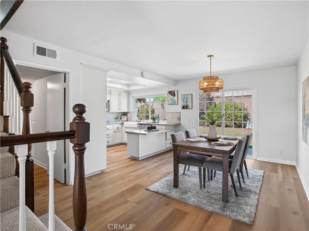 2237 W 231st