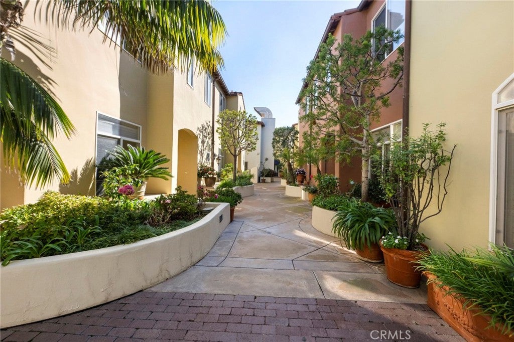 328 5th street