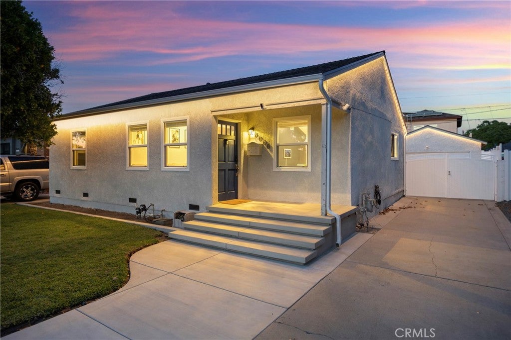 6008 Premiere Ave