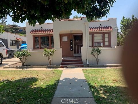 Photo of 1712 Orchard Avenue, Glendale, CA 91206 (MLS # GD25183125) Photo of 1712 Orchard Avenue, Glendale, CA 91206 (MLS # GD25183125)