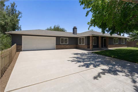 Photo of 10755 E Avenue R10, Littlerock, CA 93543 (MLS # SR26150490)