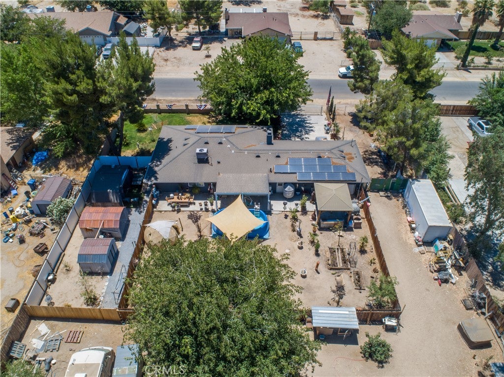 10755 E Avenue R10