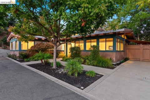 Photo of 3402 Hall Ln, Lafayette, CA 94549 (MLS # 41149634)