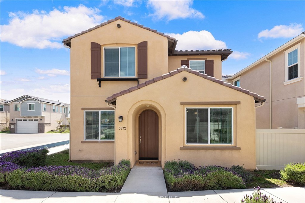 Stunning 2 Story Newer Home in desirable Gated Community. Tax rate ONLY 1.1%! This adorable home built in 2021, titled as detached condo ( No Common Walls) comes turnkey with a designer's touch and lot upgrades. 4 Bedrooms & 3 Bathrooms. 1 Bed + 1 Full Bath downstairs. 3 Bed+ 2 Bath plus 1 Loft upstairs. The master bedroom comes with a walk in closet, walk in shower and dual vanities. Innovative kitchen that features wider island and granite counter tops with an open floor plan. This wonderful home is Facing North! It offers Walk-in closet/ Laundry room/ Recessed Lights/ Dual pane windows, Tank-less water heating system. Super Convenient location! Super FWY access. Must SEE!! ***PRIVATE GATED COMMUNITY***LOW HOA FEE***NO MELLO ROOS***
