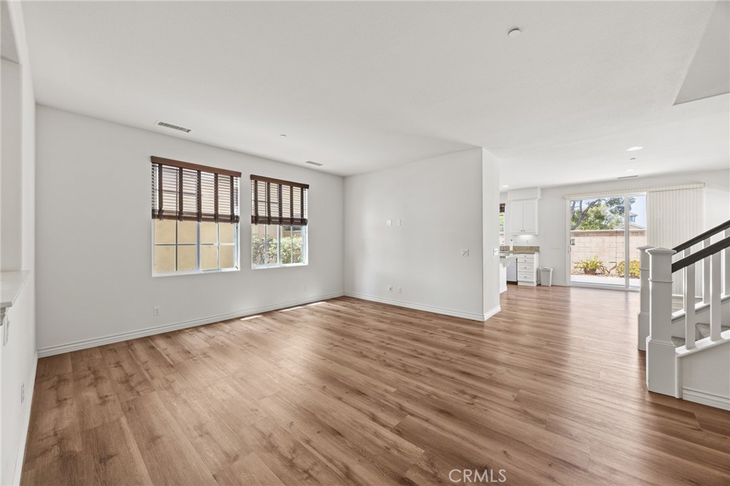 107 E Triana Court E