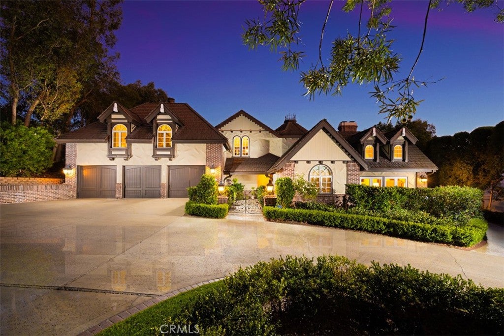 Photo of 30977 Steeplechase DR, San Juan Capistrano, CA 92675 (MLS # OC26229683)