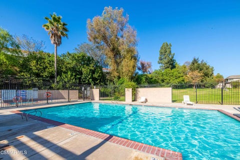 Tiny photo for 2278 Moss Court, Thousand Oaks, CA 91362 (MLS # 226004202)