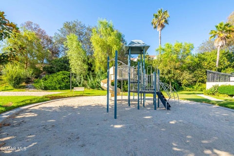 Tiny photo for 2278 Moss Court, Thousand Oaks, CA 91362 (MLS # 226004202)