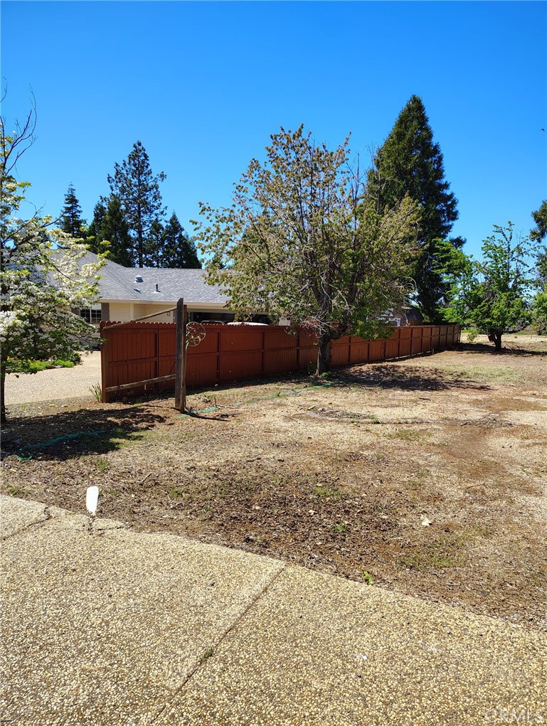 6907 Linry Lane