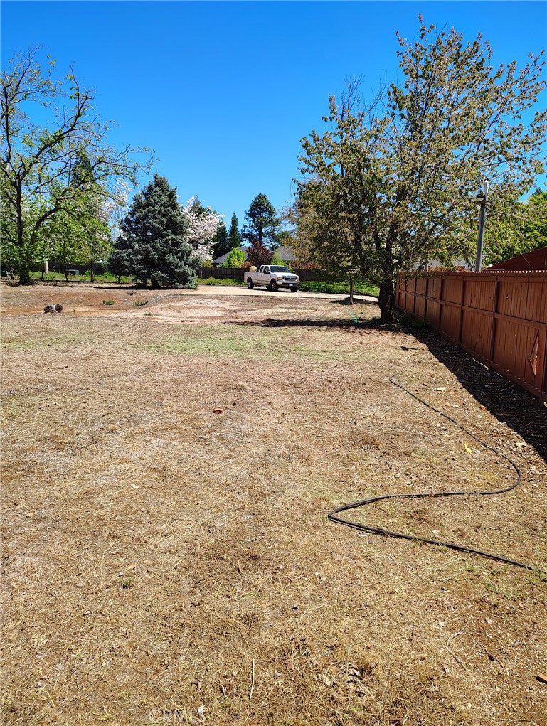 6907 Linry Lane