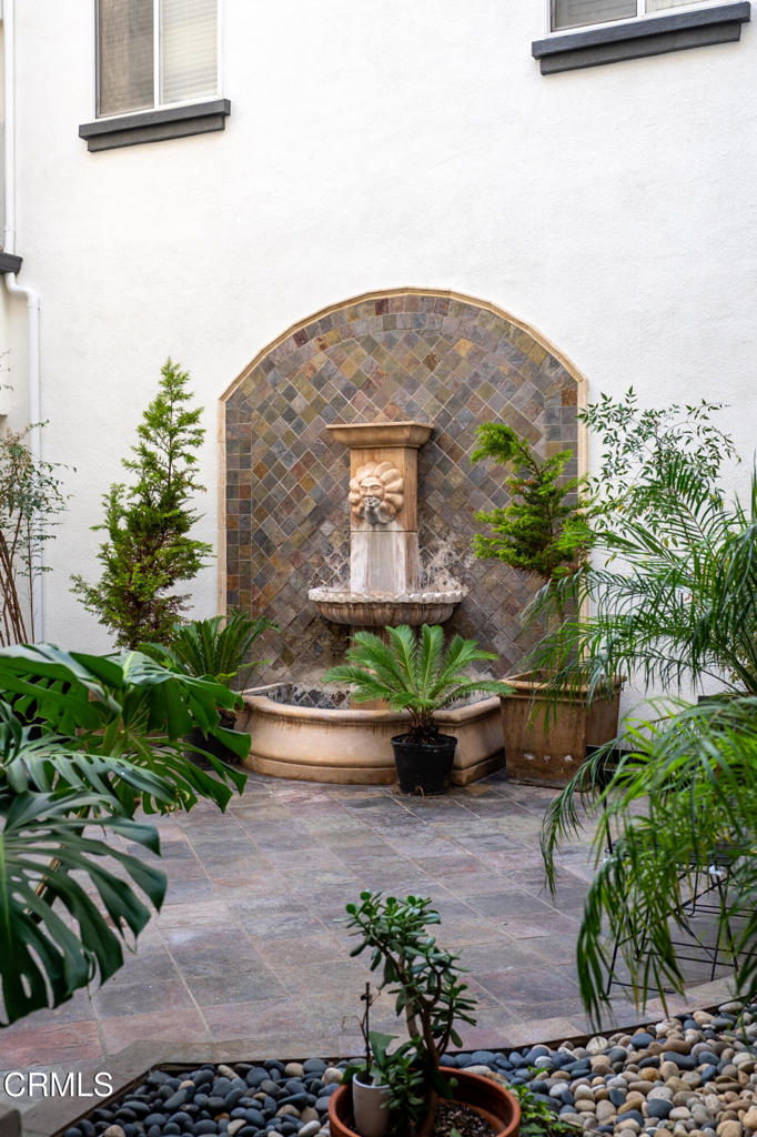 Poli Oaks Pavillion - 5338 - Residential