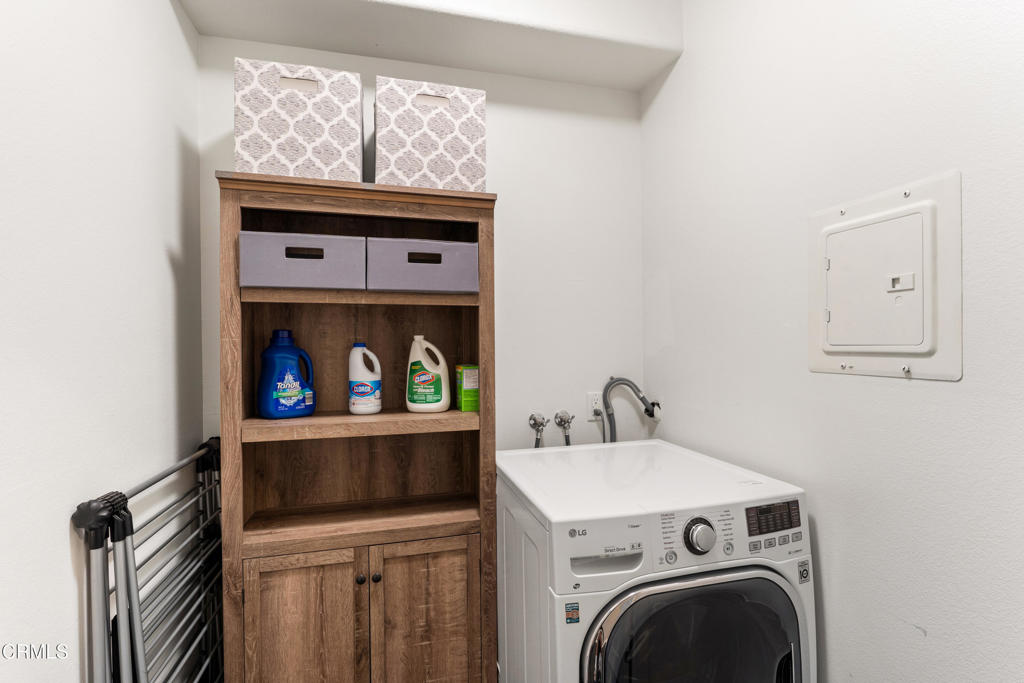 Poli Oaks Pavillion - 5338 - Residential