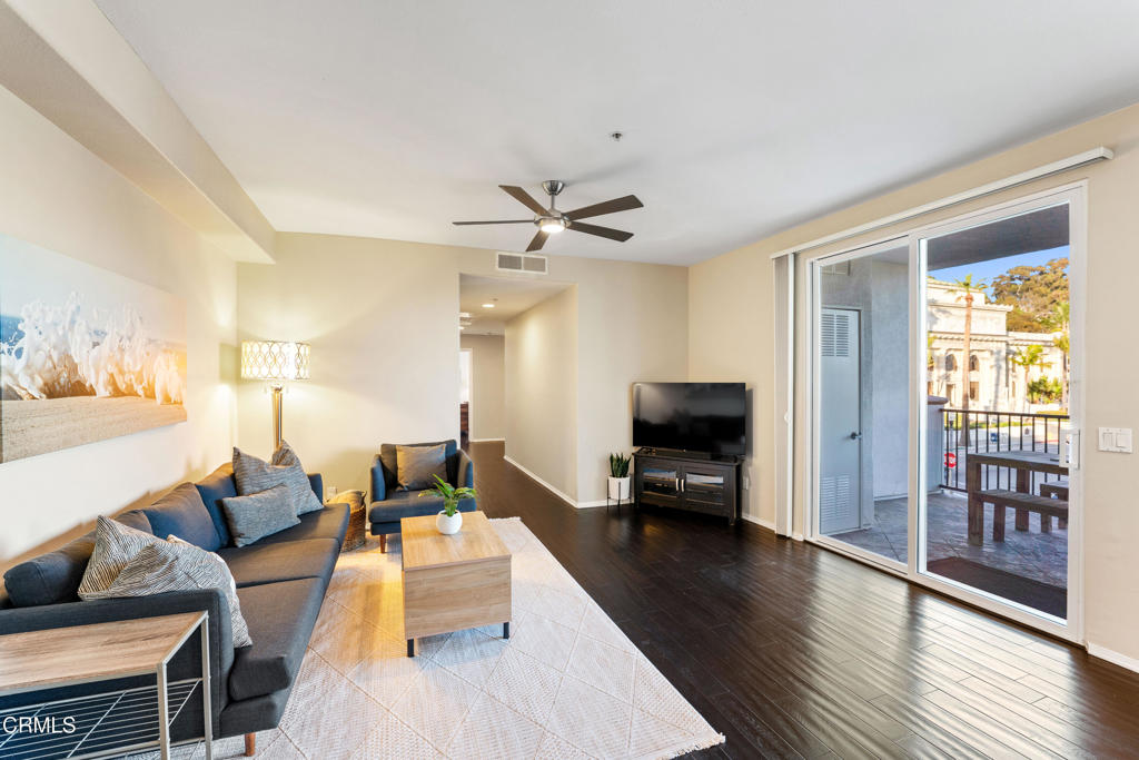 Poli Oaks Pavillion - 5338 - Residential