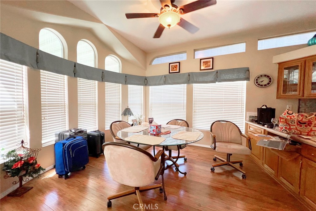 Desert Shadows RV Resort (33619) - Manufactured In Park