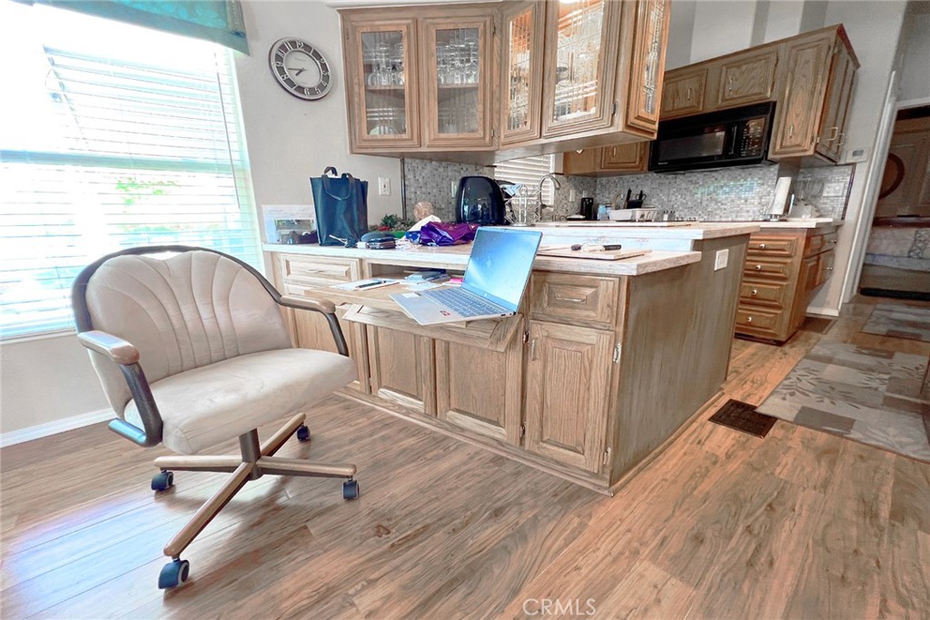 Desert Shadows RV Resort (33619) - Manufactured In Park