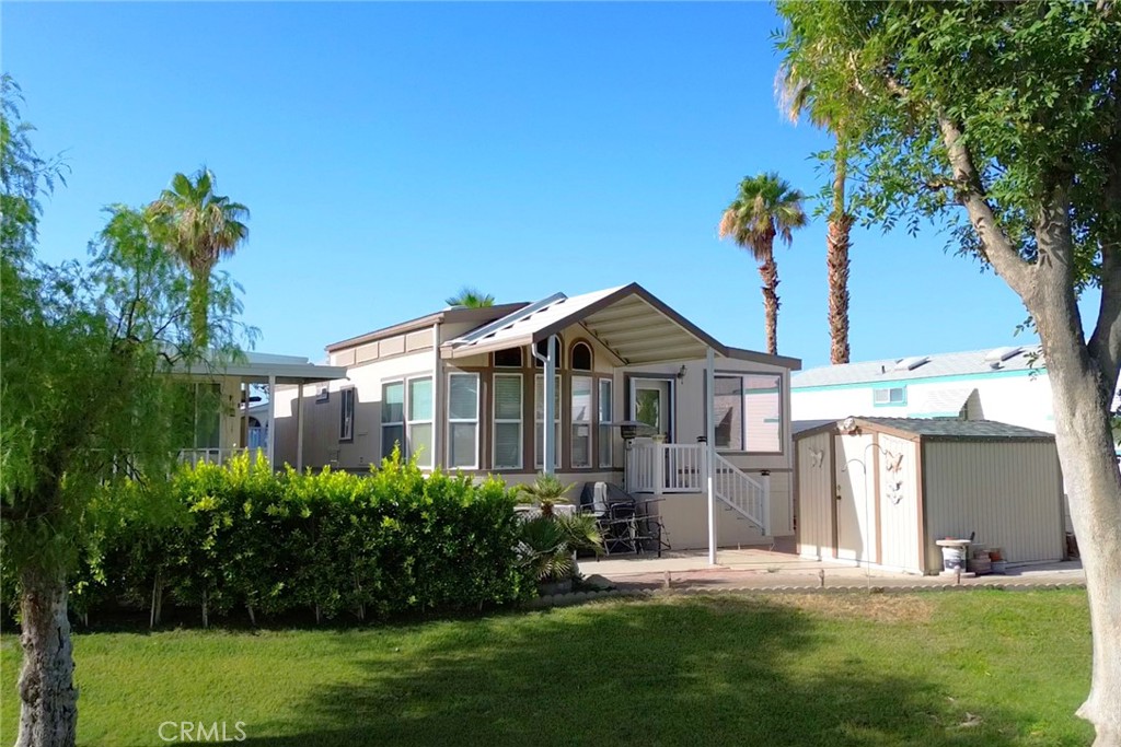 Desert Shadows RV Resort (33619) - Manufactured In Park