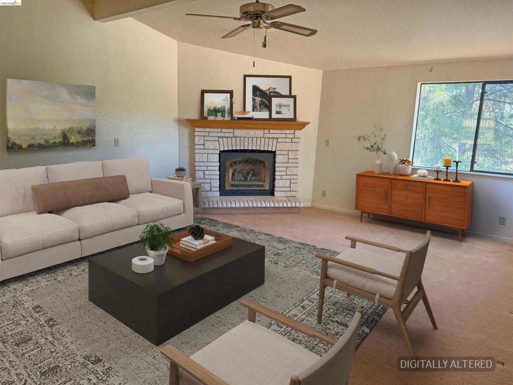 22700 Hidden Hollow Dr