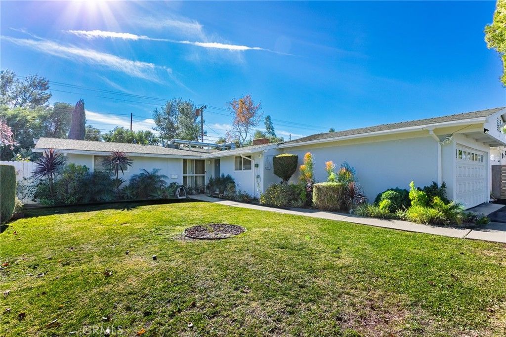 Photo of 20626 Haynes, Winnetka, CA 91306 (MLS # SR26008394)