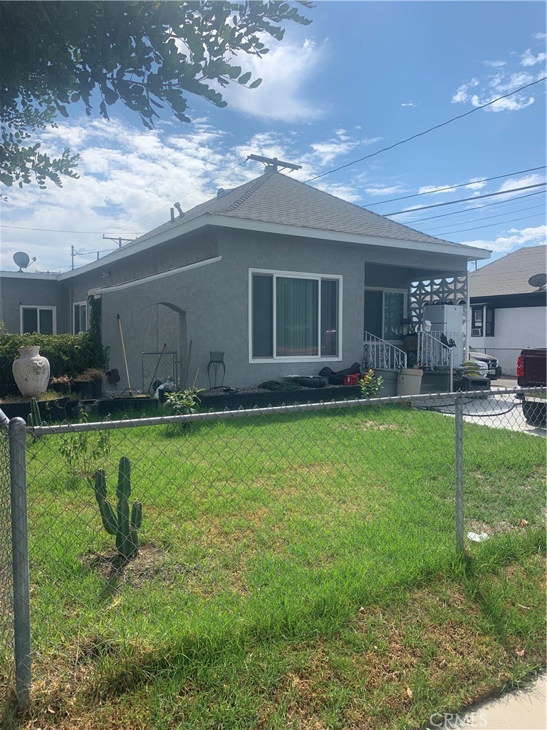 ***TWO HOUSES IN SAME LOT*** DOS CASAS EN UN LOTE***INVESTORS DREAM OPPORTUNITY*** LOW TAX***NO HOA***LOCATION***LOCATION***LOCATION***Stop!*** Look no further you've found the property that you've been looking for. ***WITH NEWER KITCHEN CABINETS, QUARTZ COUNTERS TOPS*** THE FRONT HOUSE HAS THREE BEDROOMS, ONE AND A HALF BATHROOMS 1026 SF, THE BACK HOUSE HAS ONE BEDROOM, ONE BATHROOM 674 SF, newer roof on both units, Newer HVAC, Newer exterior and interior paint, Newer doble pane windows, Newer vinyl plank flooring in main house, Textured ceilings, Recessed lights, Newer water heater, Living Room, bedroom, kitchen with ceiling fans, Open, remodeled kitchen with newer white cabinets with self close drawers, quartz counters tops, Indoor laundry area, nice big spacious secondary bedrooms, huge Primary suite with plenty of room with big window, All bathrooms have been upgraded, and new vanities with fresh interior paint and newer solar panels for energy efficiency and central air conditioning and heating for year-round comfort. The back yard is private and spacious covered patio perfect for relaxing, family gathering or entertaining. this beauty has a lot of potential. This beauty is in great location, close to schools, Located just minutes freeways, eating, shopping, ETC
****DON'T LET THIS BEAUTY PASS YOU BY!**