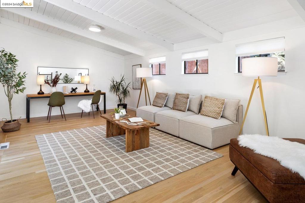 PIEDMONT PINES - Residential