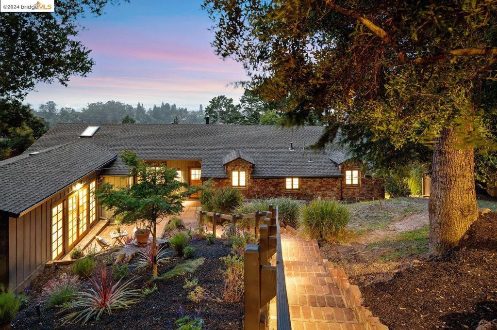 PIEDMONT PINES - Residential