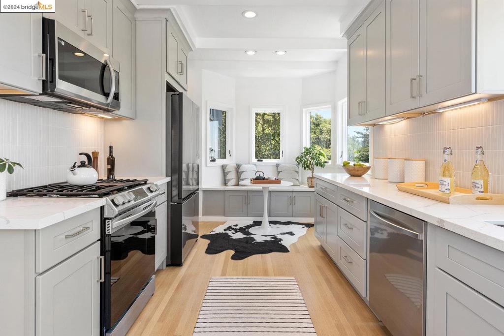 PIEDMONT PINES - Residential