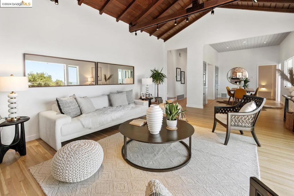 PIEDMONT PINES - Residential