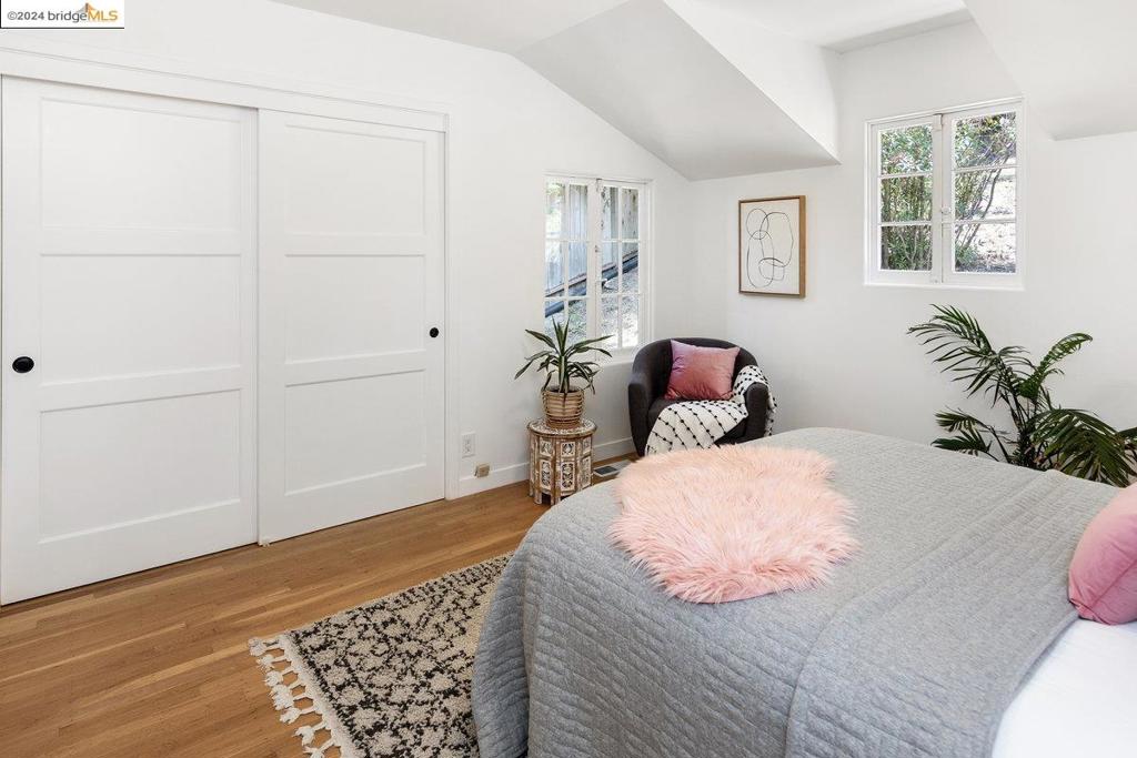 PIEDMONT PINES - Residential