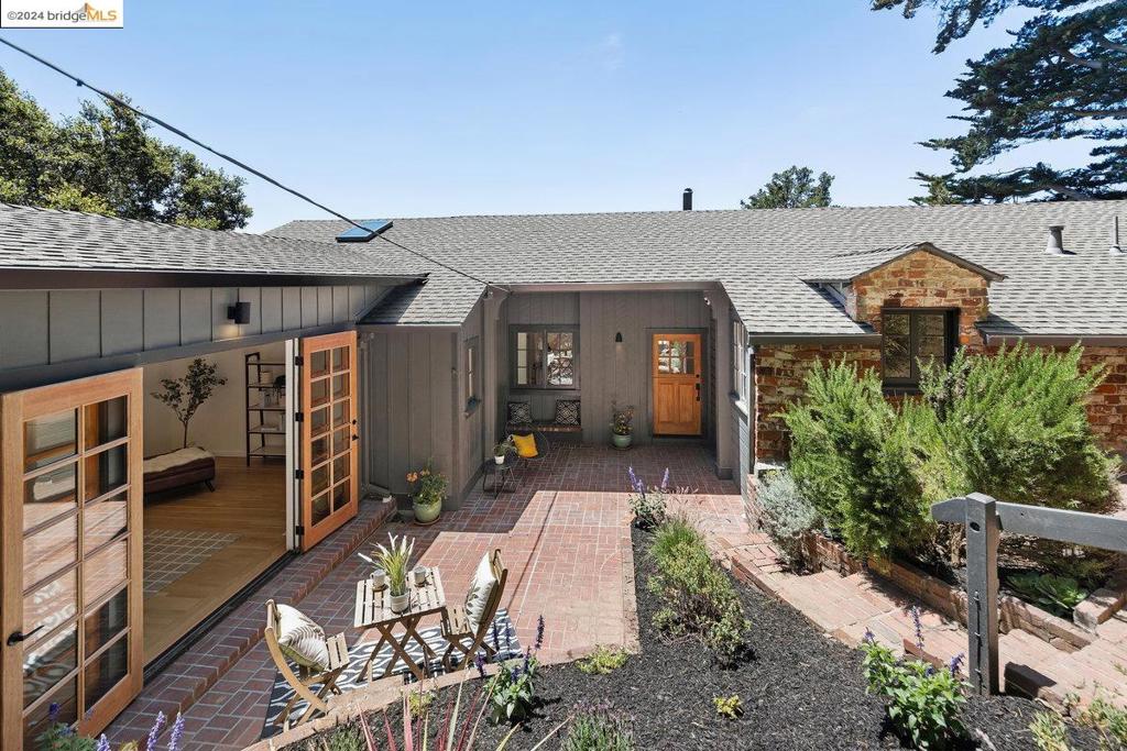 PIEDMONT PINES - Residential