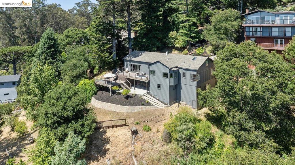 PIEDMONT PINES - Residential